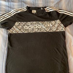 Adidas tee shirt